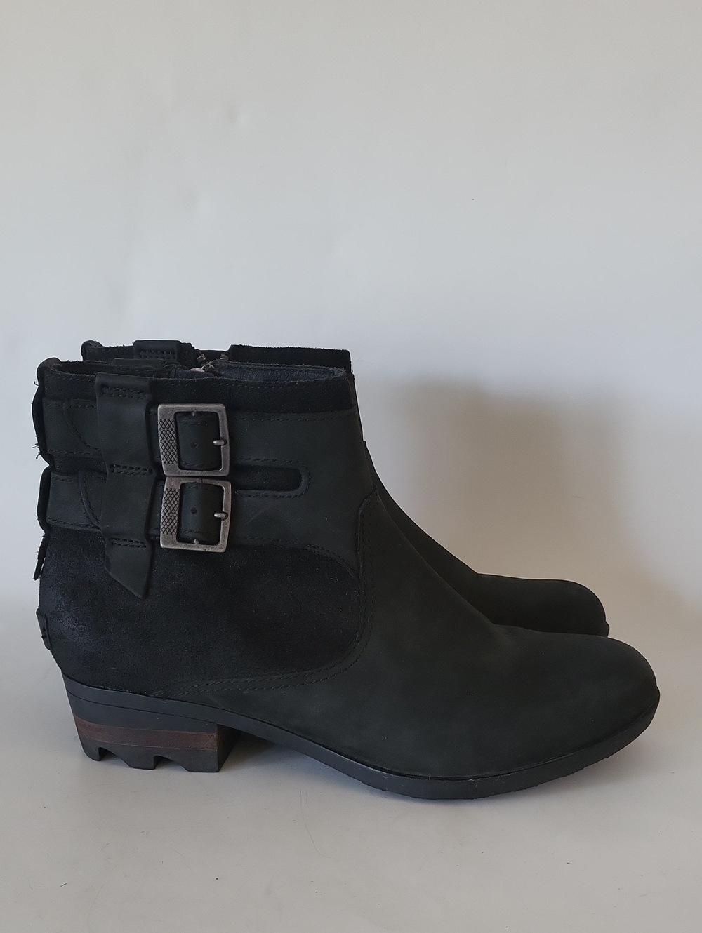 SOREL Lolla Waterproof Leather & Suede Ankle Booties Black Size 8.5